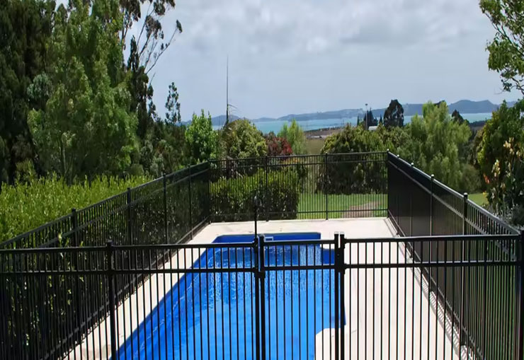 Flat Top Fence